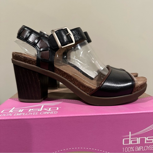 Dansko Debbie full grain sandals - Picture 6 of 11